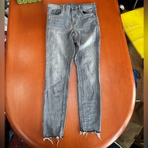 Blank NYC The Bond mid rise grey distressed skinny jean size 31